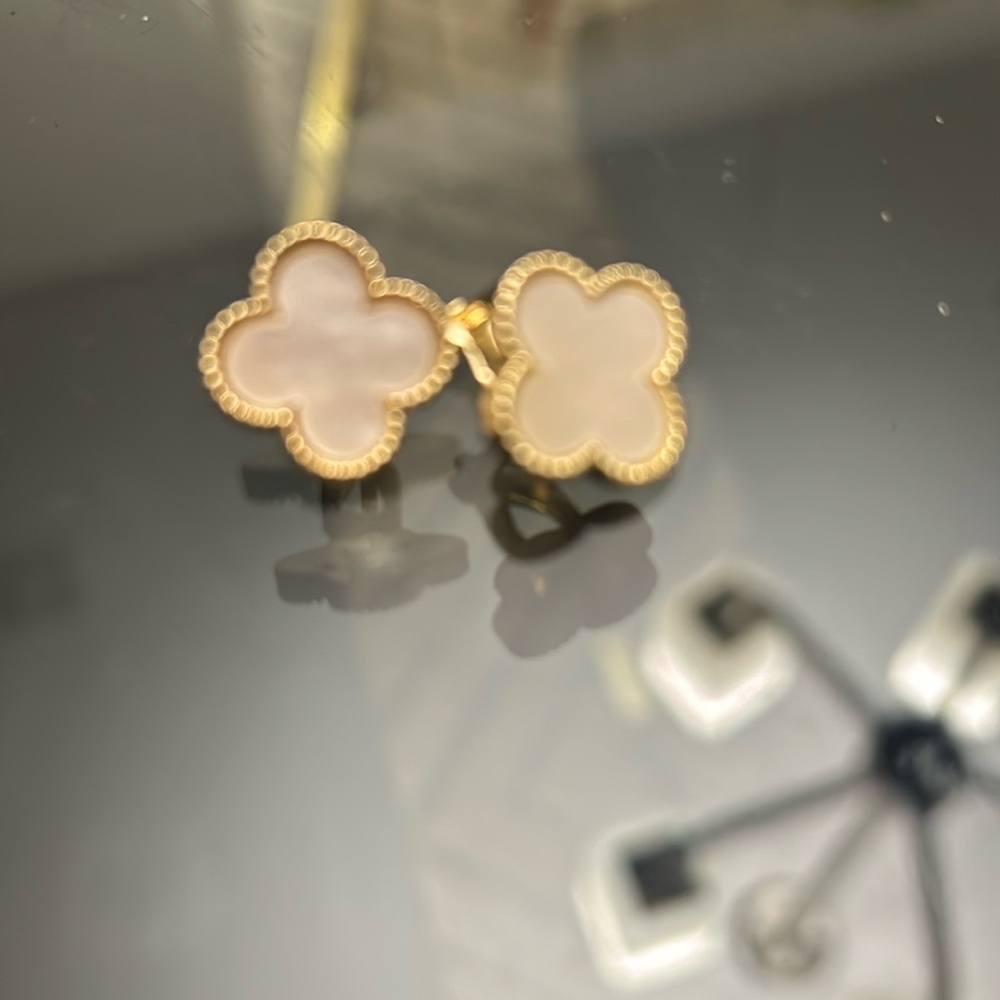 Clover earrings